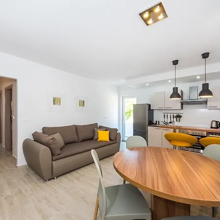 Fiera Apartment